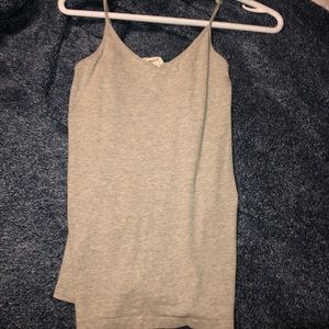 Tank top 8$